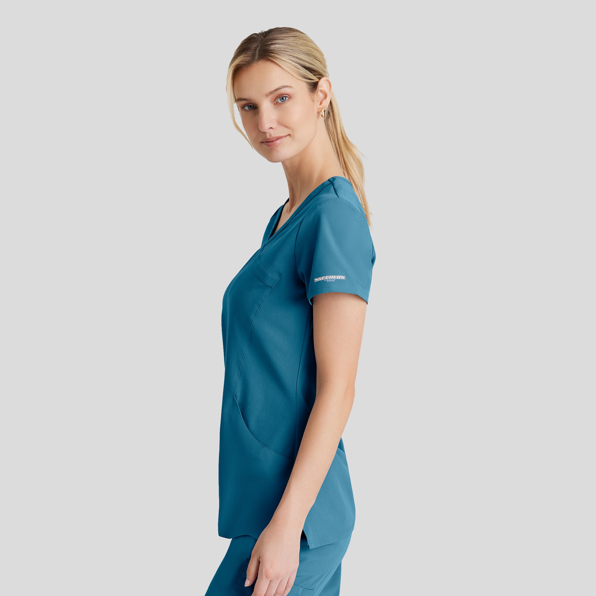 Reliance 3-Pocket Crossover V-Neck Scrub Top | Bahama