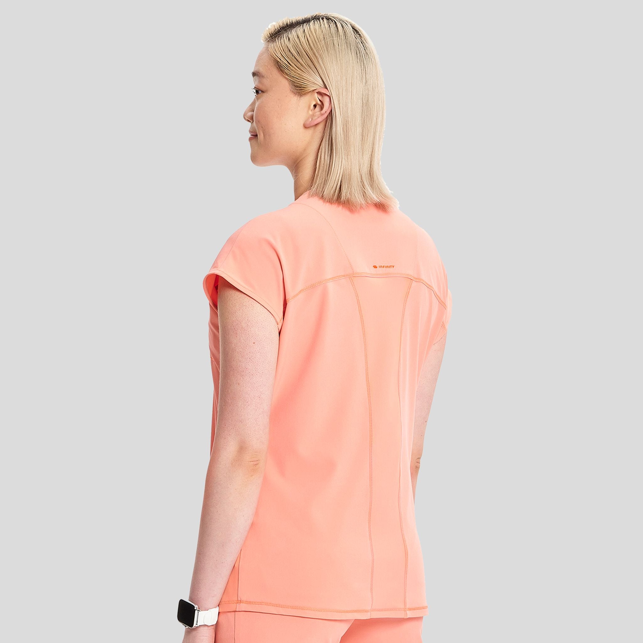 IN_INFINITY_GNR8_henleyTOP_622A_ELECTRICCORAL_LEFT