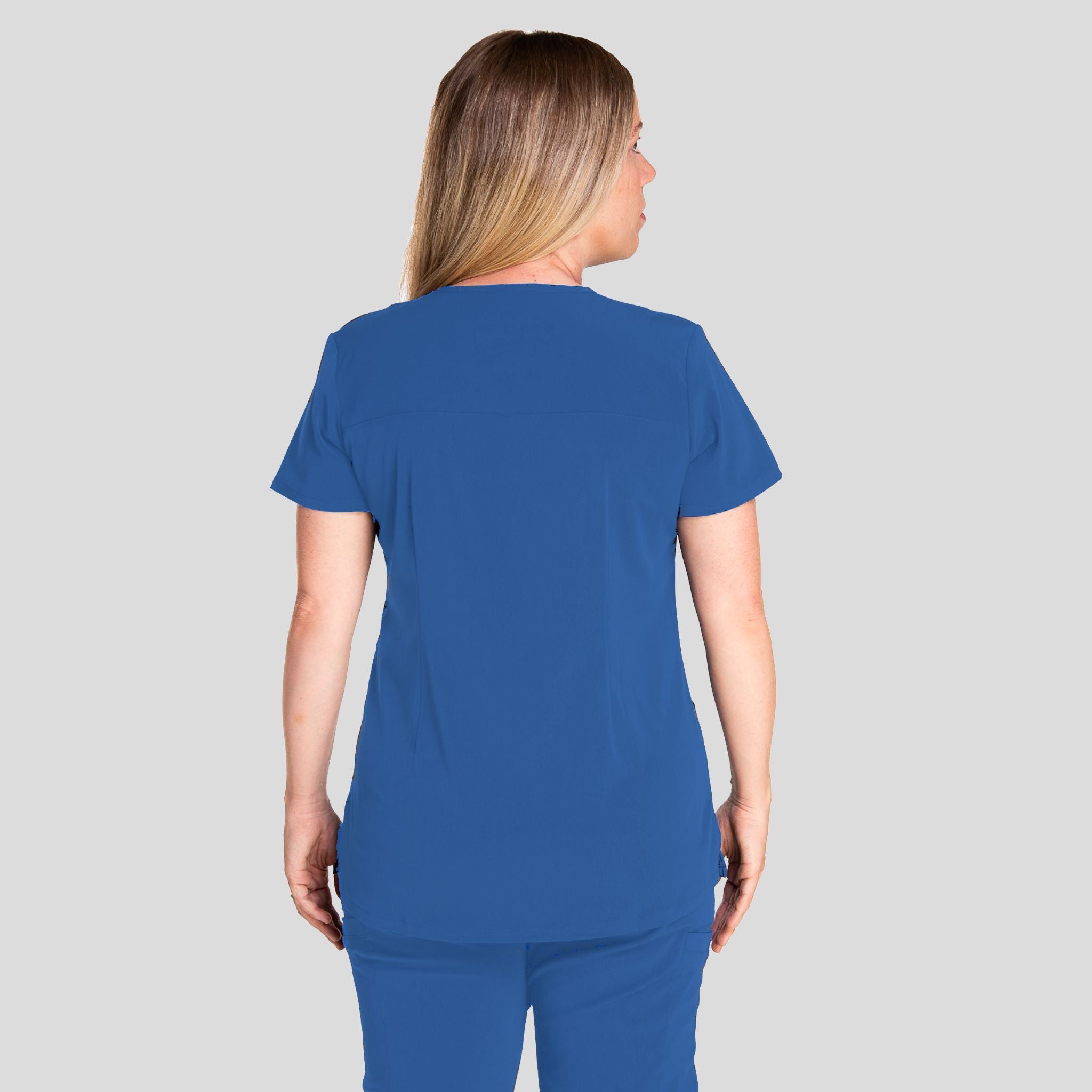 IRG_Elevate_181002_royal_back