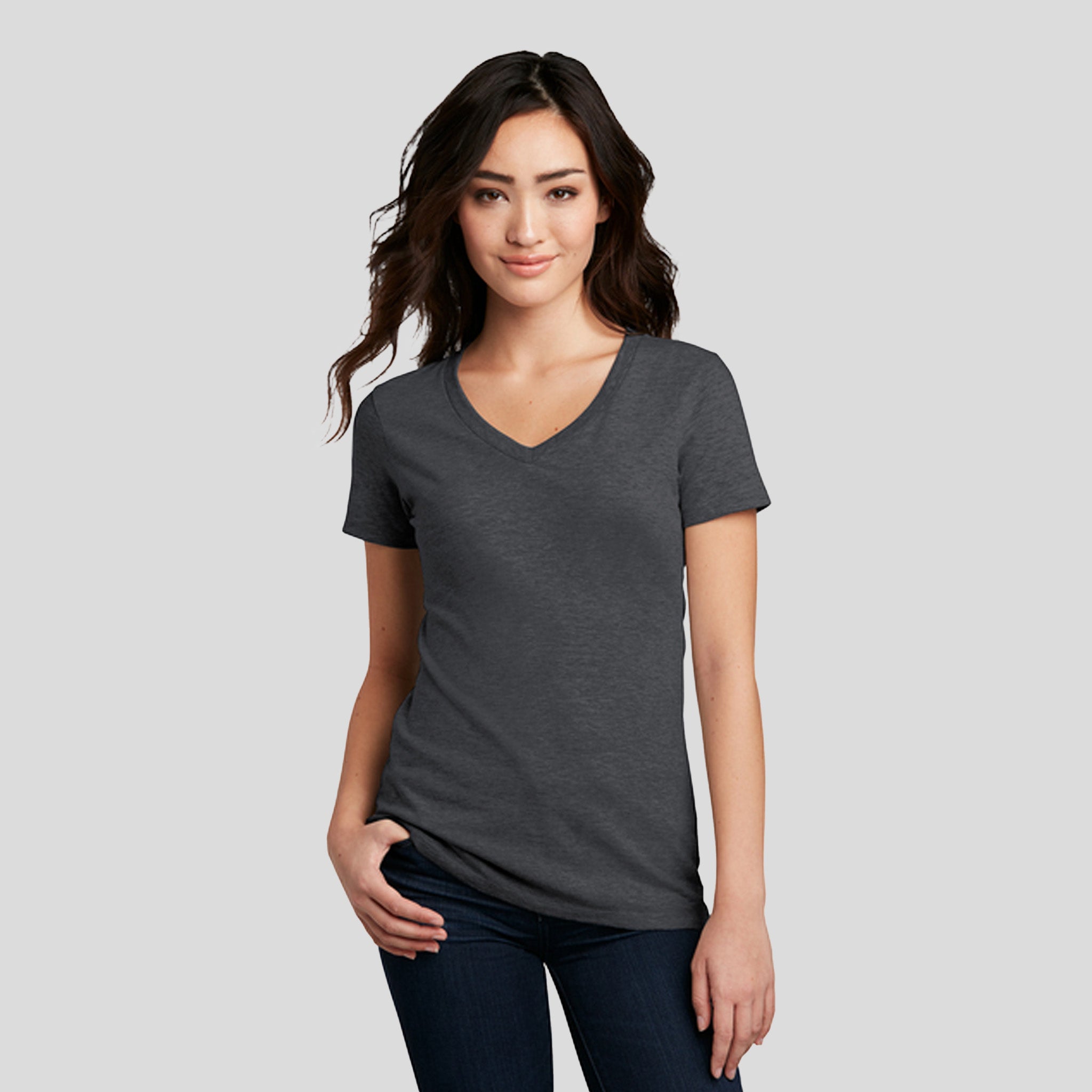 Womenโs Perfect Blendยฎ CVC V-Neck Tee | Heathered Charcoal