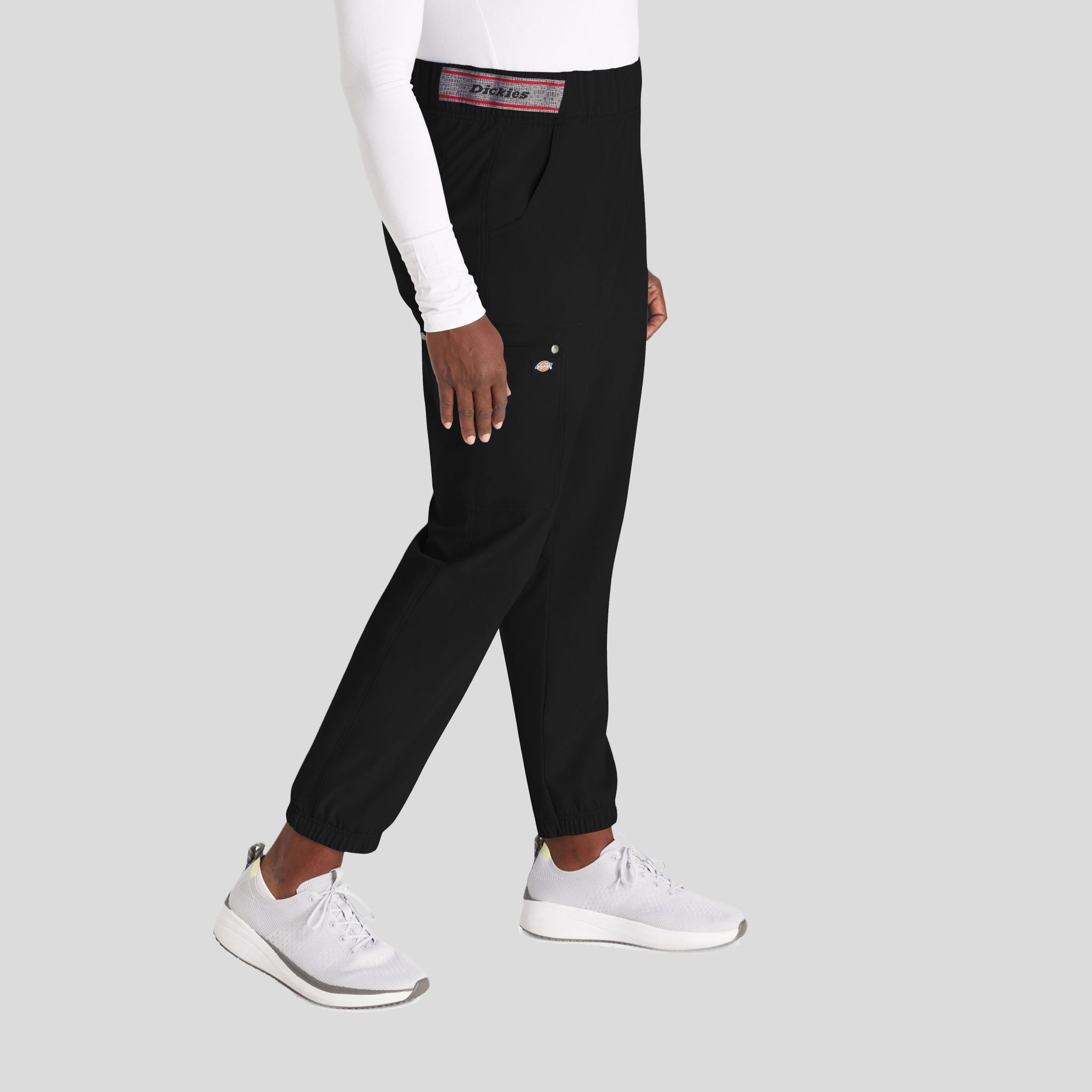 Women's Mid Rise Jogger Scrub Pant | Black