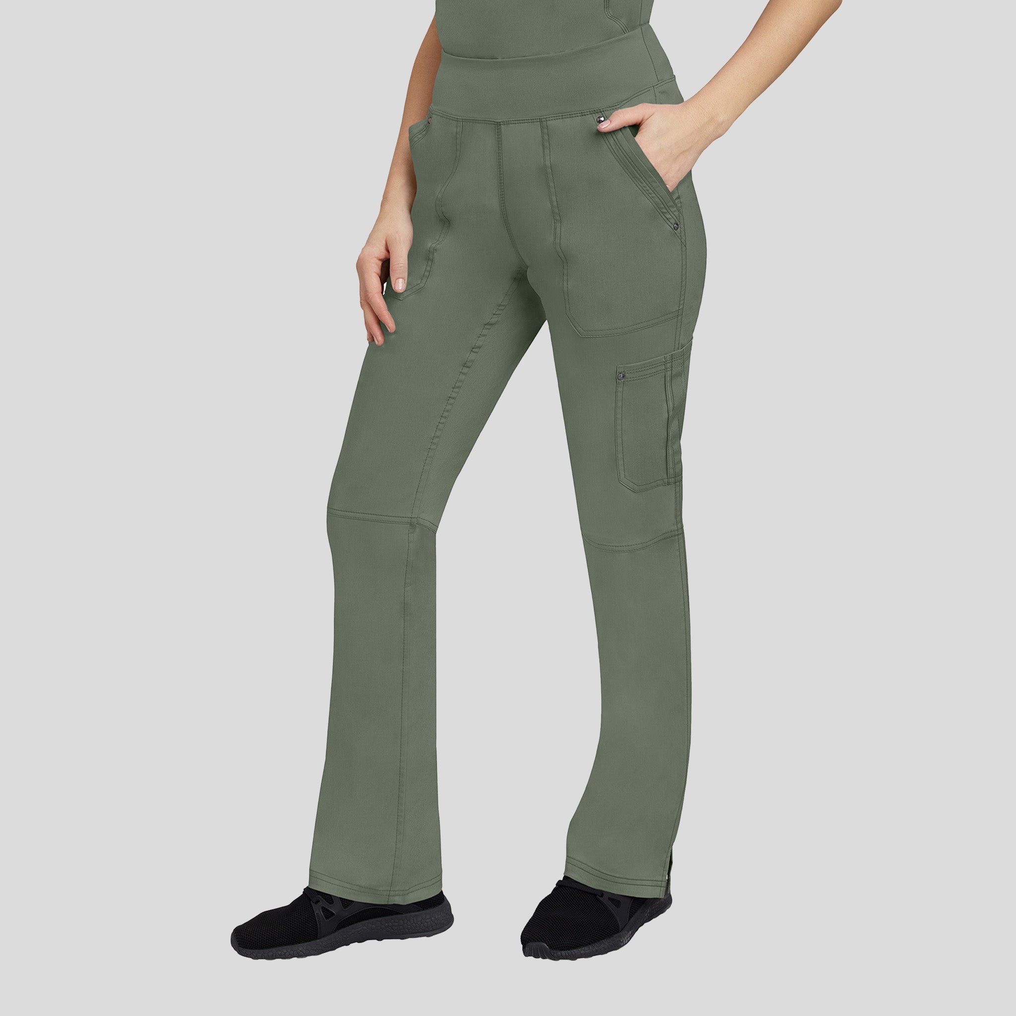 Tori Yoga Scrub Pant | Olive