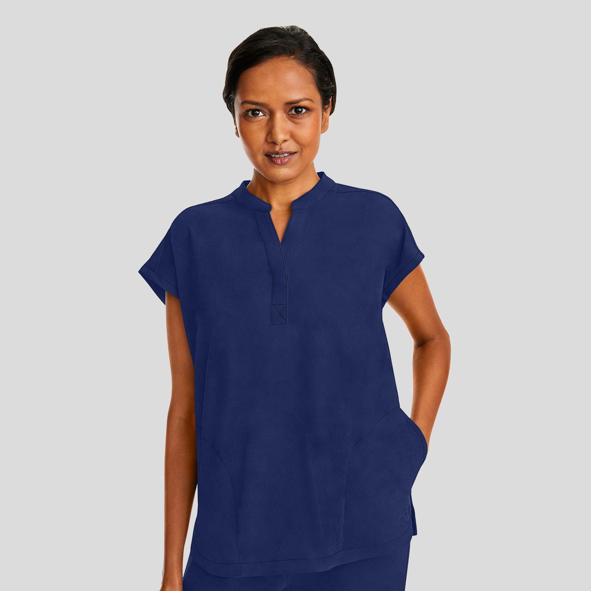 HEH_HEALINGHANDS_PURPLELABEL_JOURNEYTOP_2152_NAVY_FRONT2