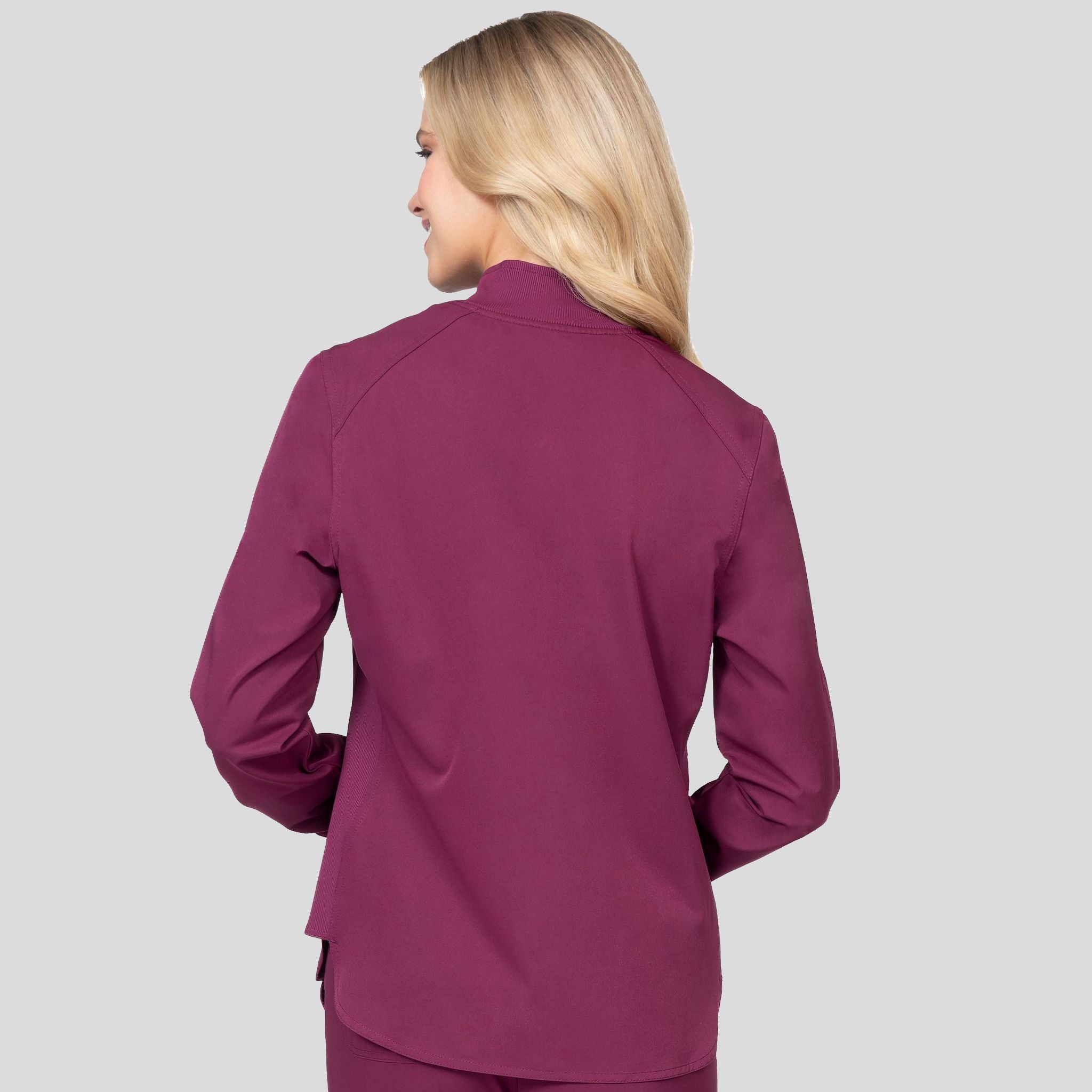 Zavate_AvaTherese_2022_wine_back